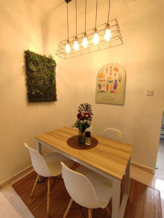 Mini Green Homestay Kulai Exterior foto